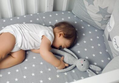 Porady dotyczące odpowiedniego ubierania dziecka przed snem